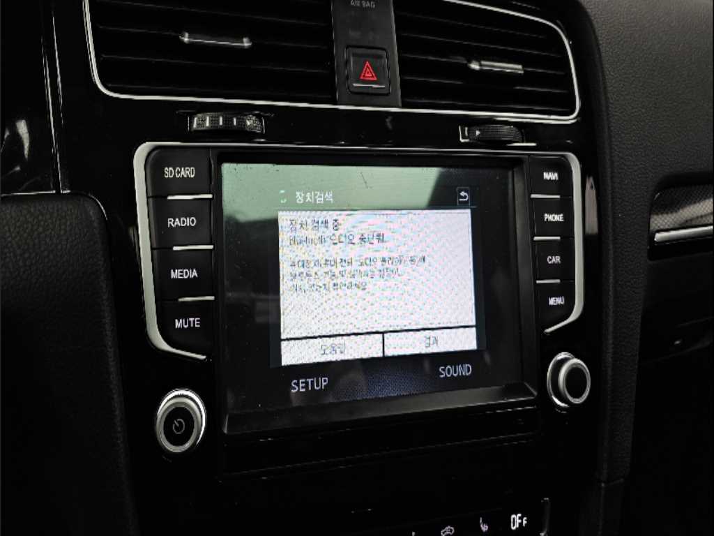 Volkswagen Golf 2016 Negro - Importación desde Corea - HF Imports Iquique - Foto 16
