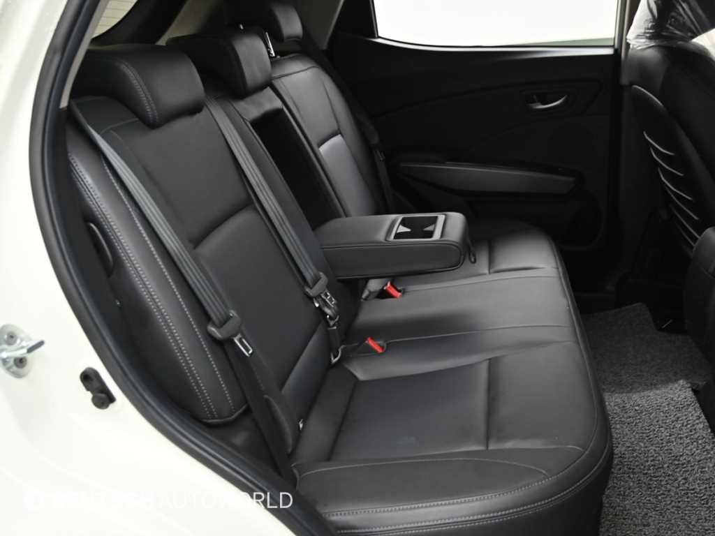 Ssangyong Tivoli - Vista 12