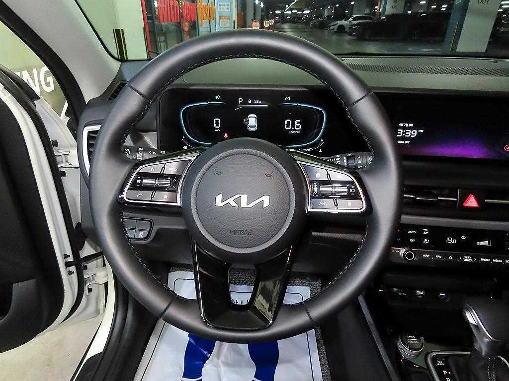 KIA Seltos - Vista 8