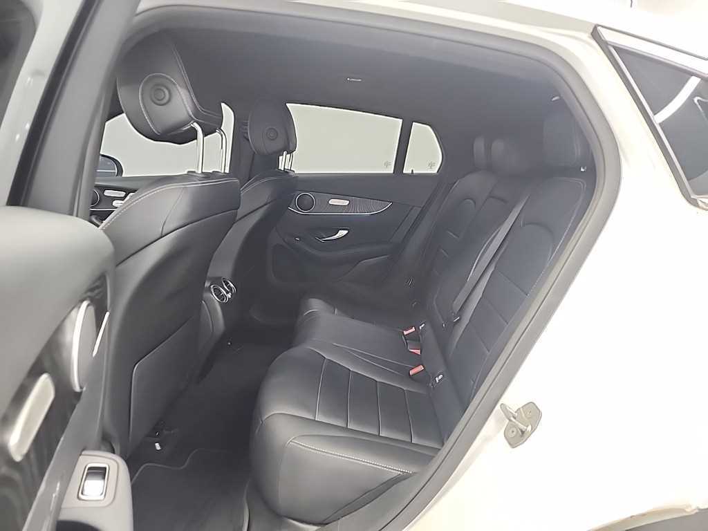 Mercedes Benz GLC Class - Vista 12