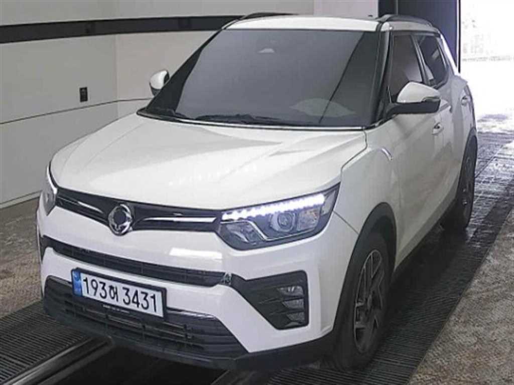 Ssangyong Tivoli 2022 Blanco - Importación desde Corea - HF Imports Iquique - Foto 1
