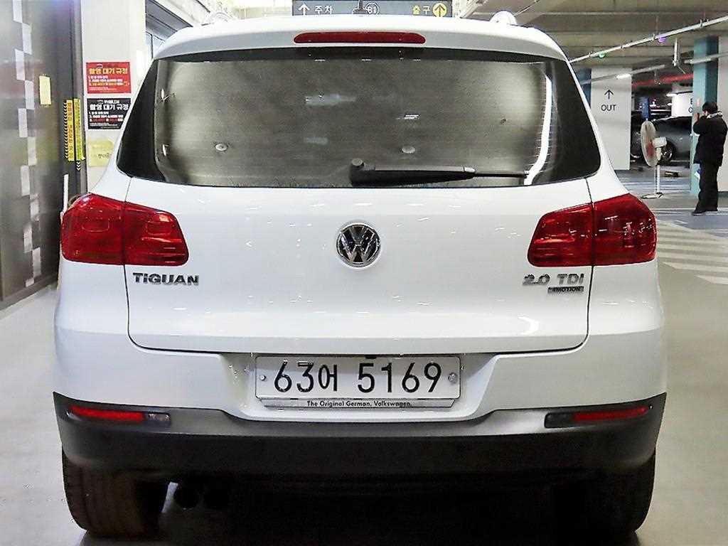 Volkswagen Tiguan - Vista 5