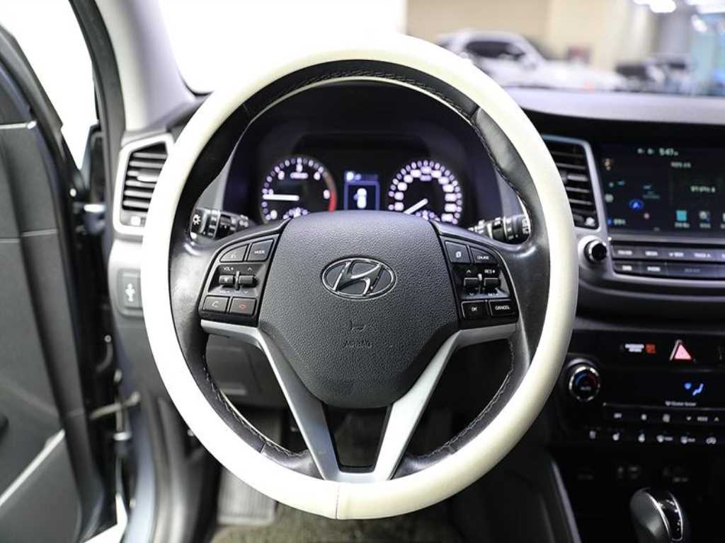 HYUNDAI Tucson - Vista 12