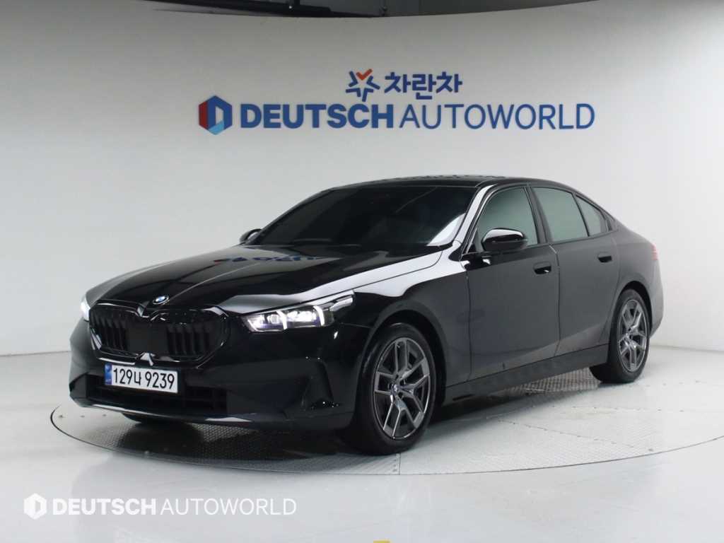 BMW 5 Series 2025 Negro - Importación desde Corea - HF Imports Iquique - Foto 1