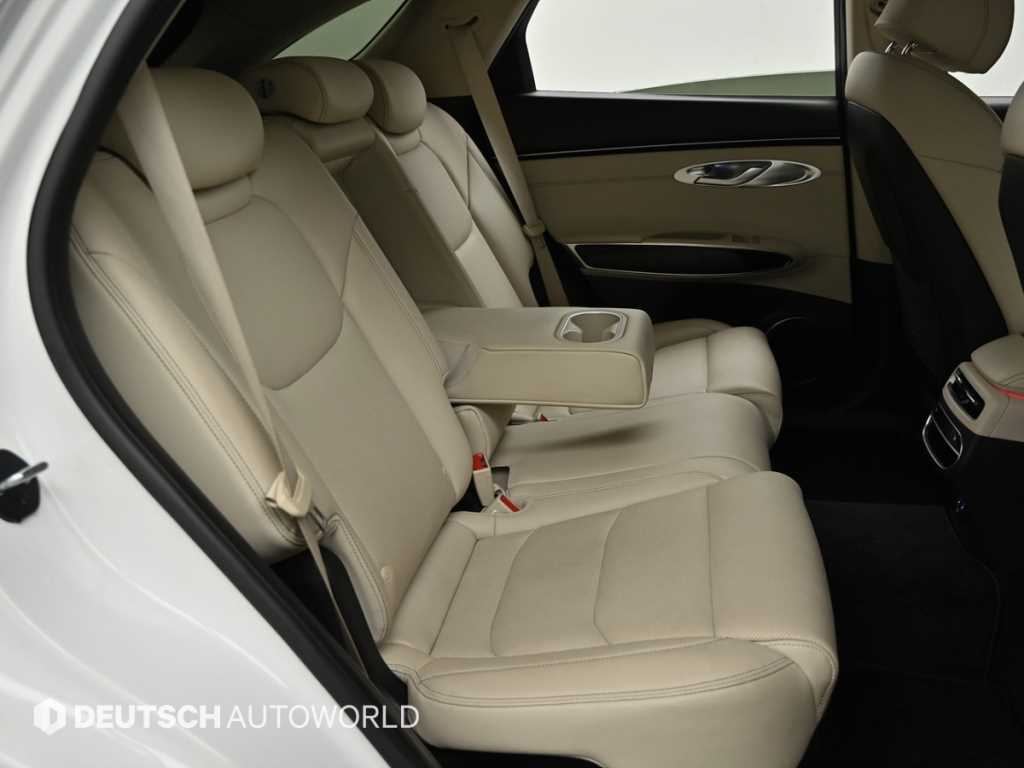 Genesis GV70 - Vista 12