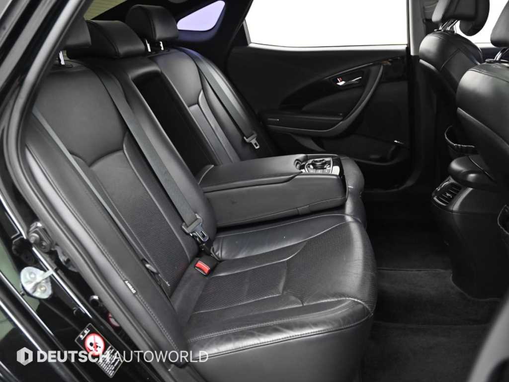 HYUNDAI Grandeur - Vista 12