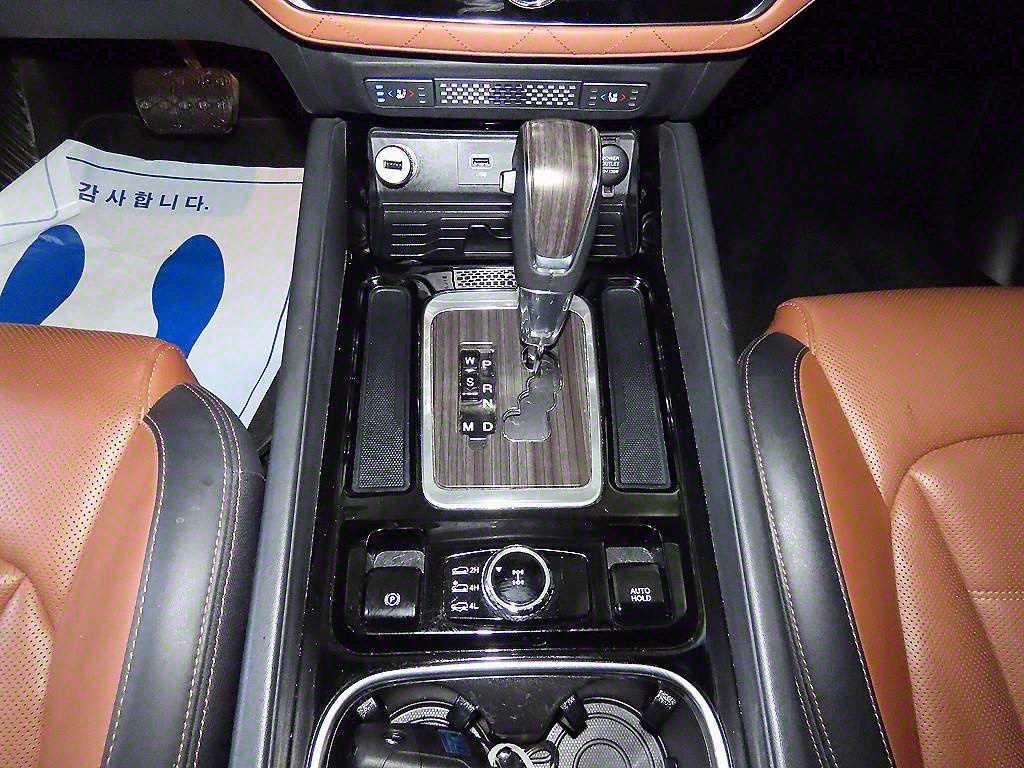 Ssangyong Rexton - Vista 12