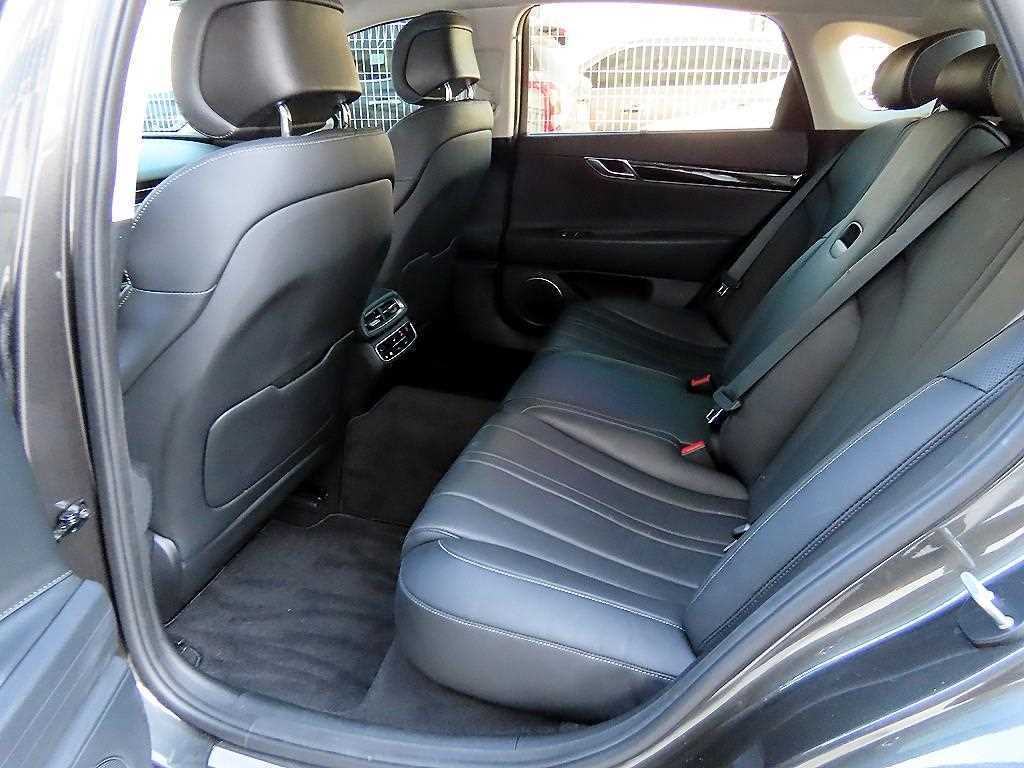 Genesis G80 - Vista 6