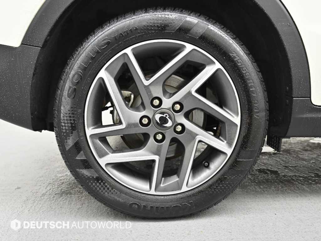 Ssangyong Tivoli - Vista 5