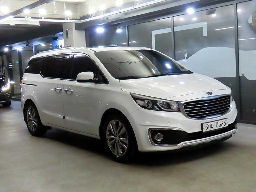 KIA Carnival 2016 Blanco - Importación desde Corea - HF Imports Iquique - Foto 1
