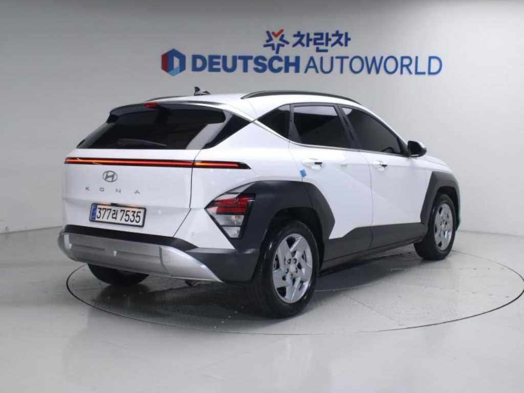 HYUNDAI Kona - Vista 2