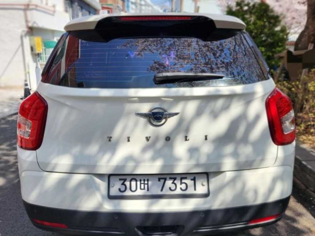 Ssangyong Tivoli - Vista 2
