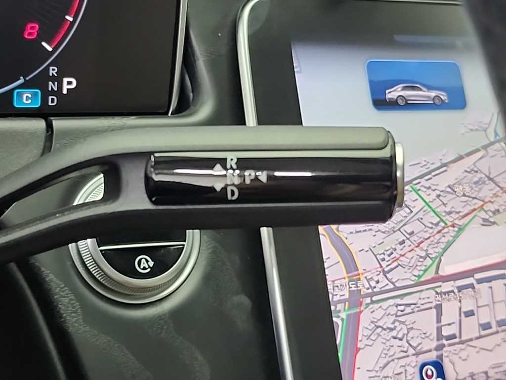 Mercedes Benz E class - Vista 8