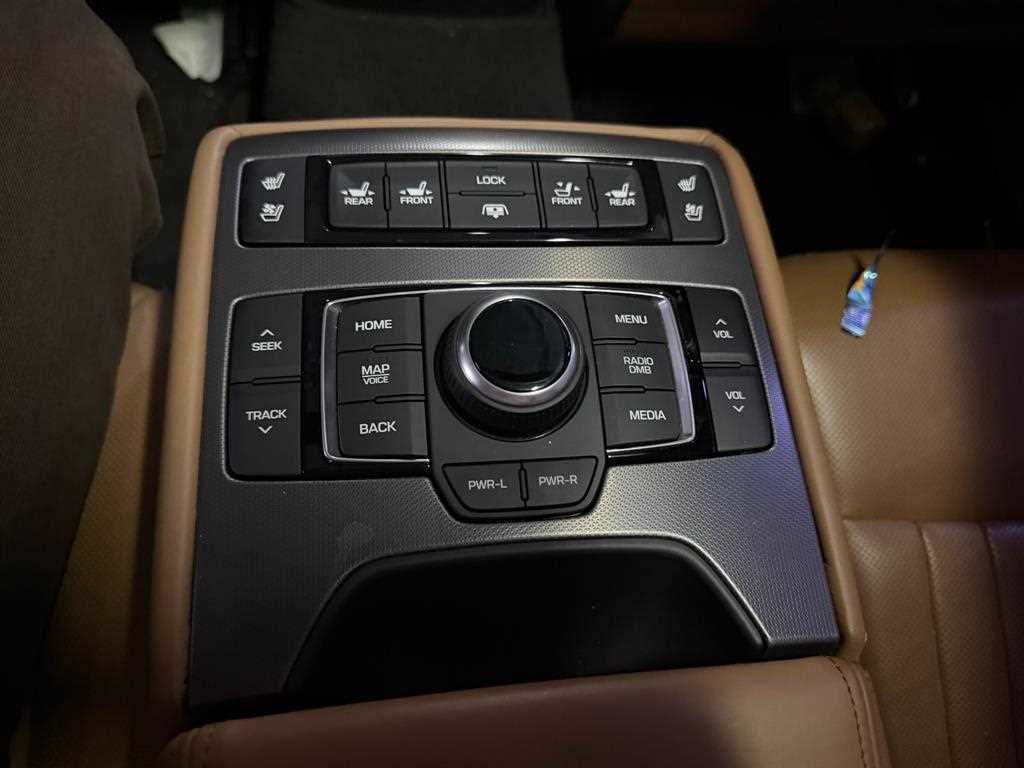 HYUNDAI Genesis 2016 Negro - Importación desde Corea - HF Imports Iquique - Foto 14