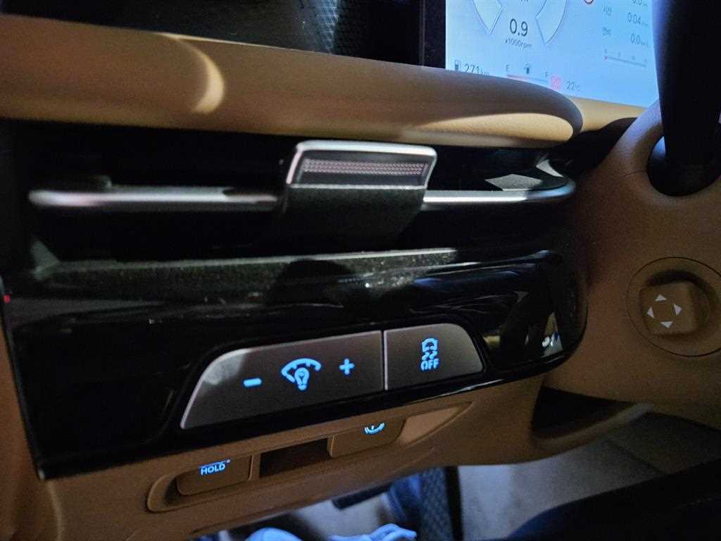 Genesis G80 - Vista 10