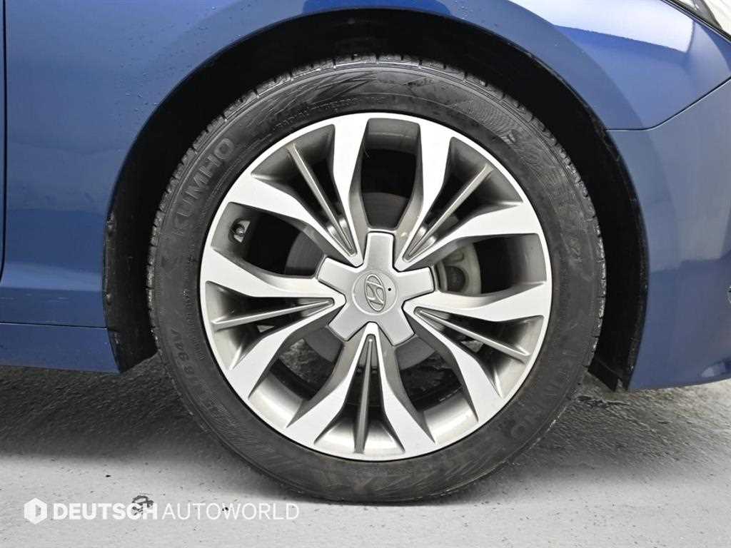 HYUNDAI Sonata - Vista 6