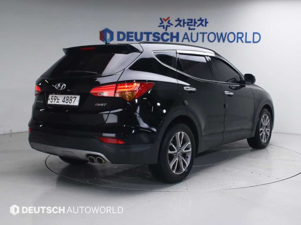 HYUNDAI Santa Fe - Vista 2