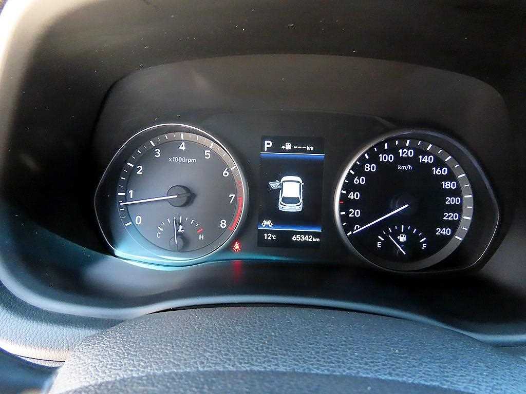 HYUNDAI i30 - Vista 9