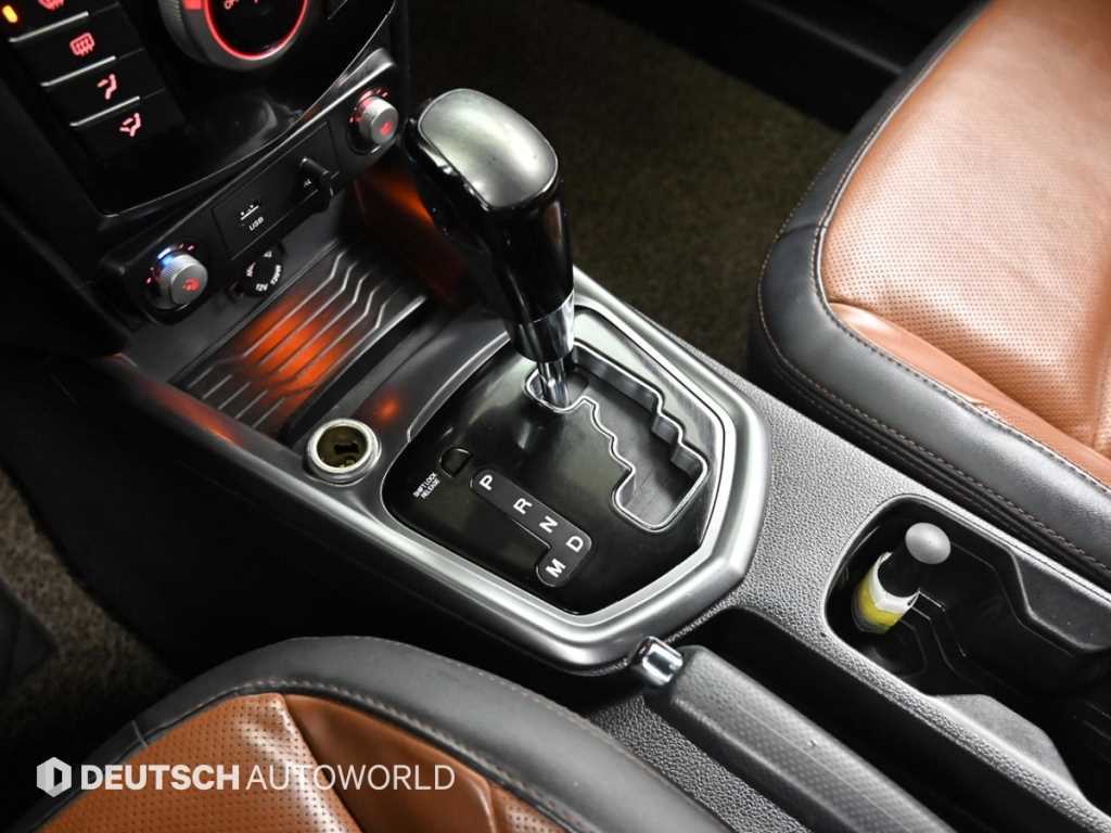 Ssangyong Tivoli - Vista 9