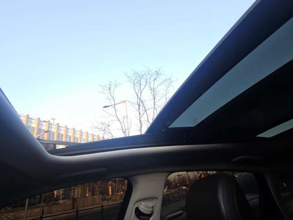 HYUNDAI Grandeur - Vista 4