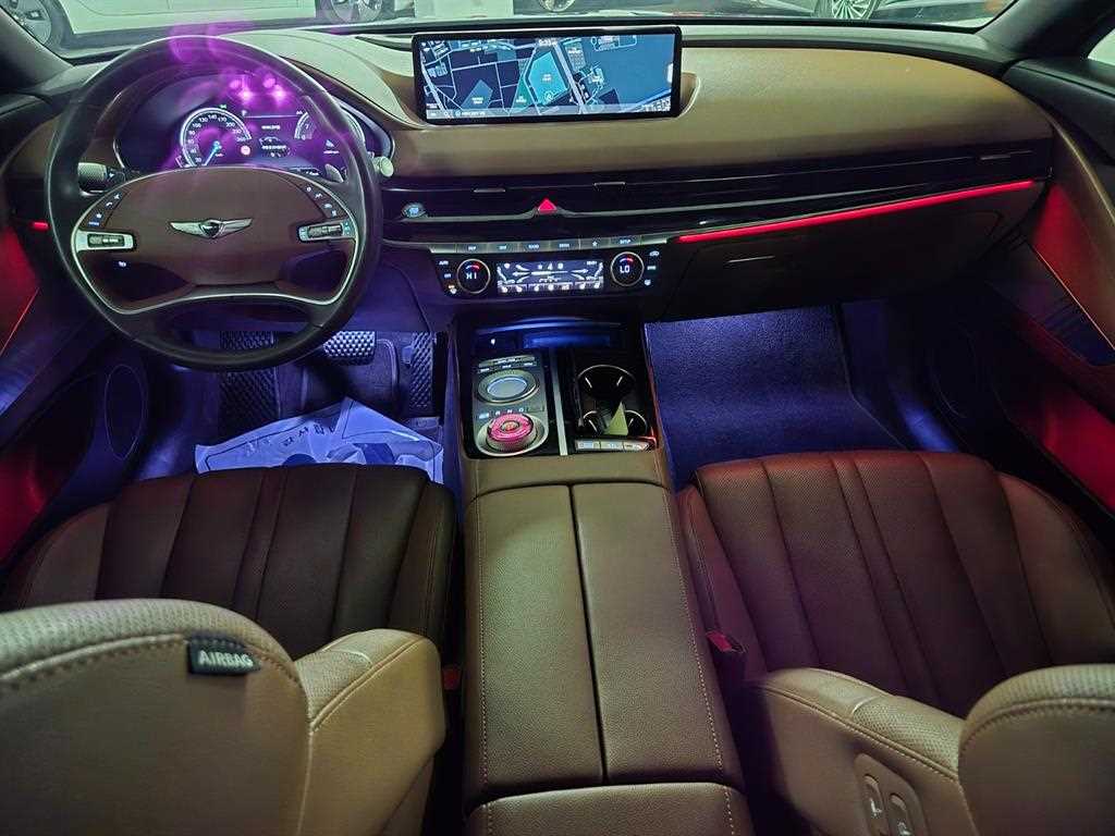 Genesis G80 - Vista 9