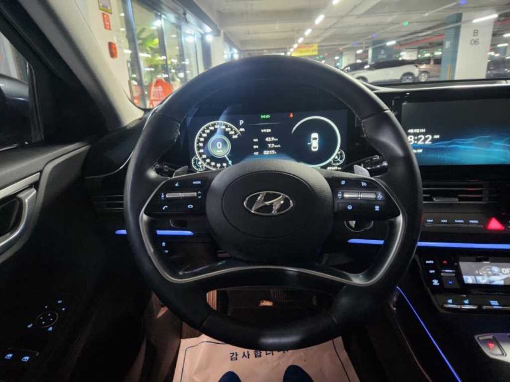 HYUNDAI Grandeur - Vista 8