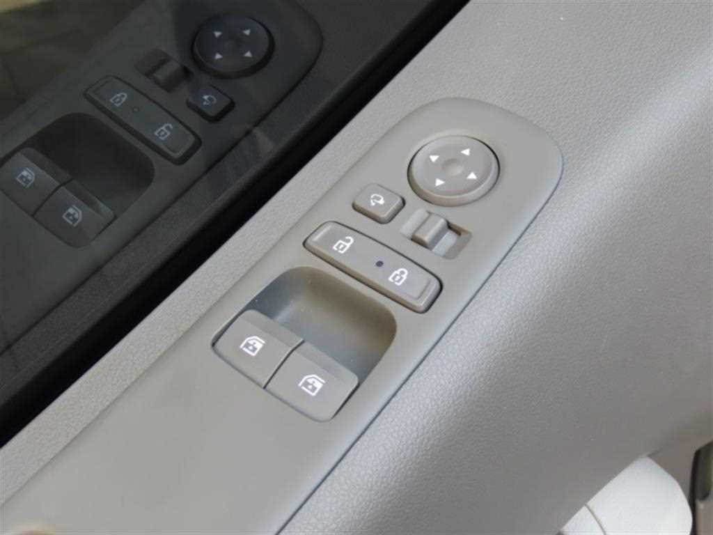 HYUNDAI Staria - Vista 12