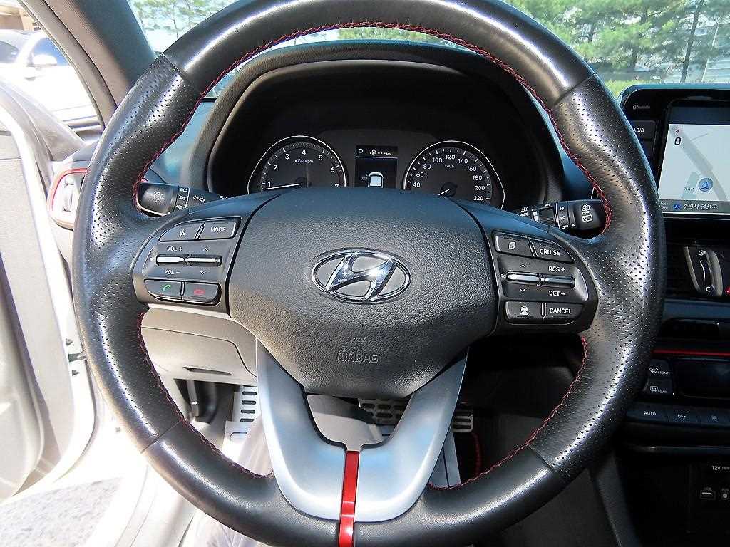 HYUNDAI i30 - Vista 8