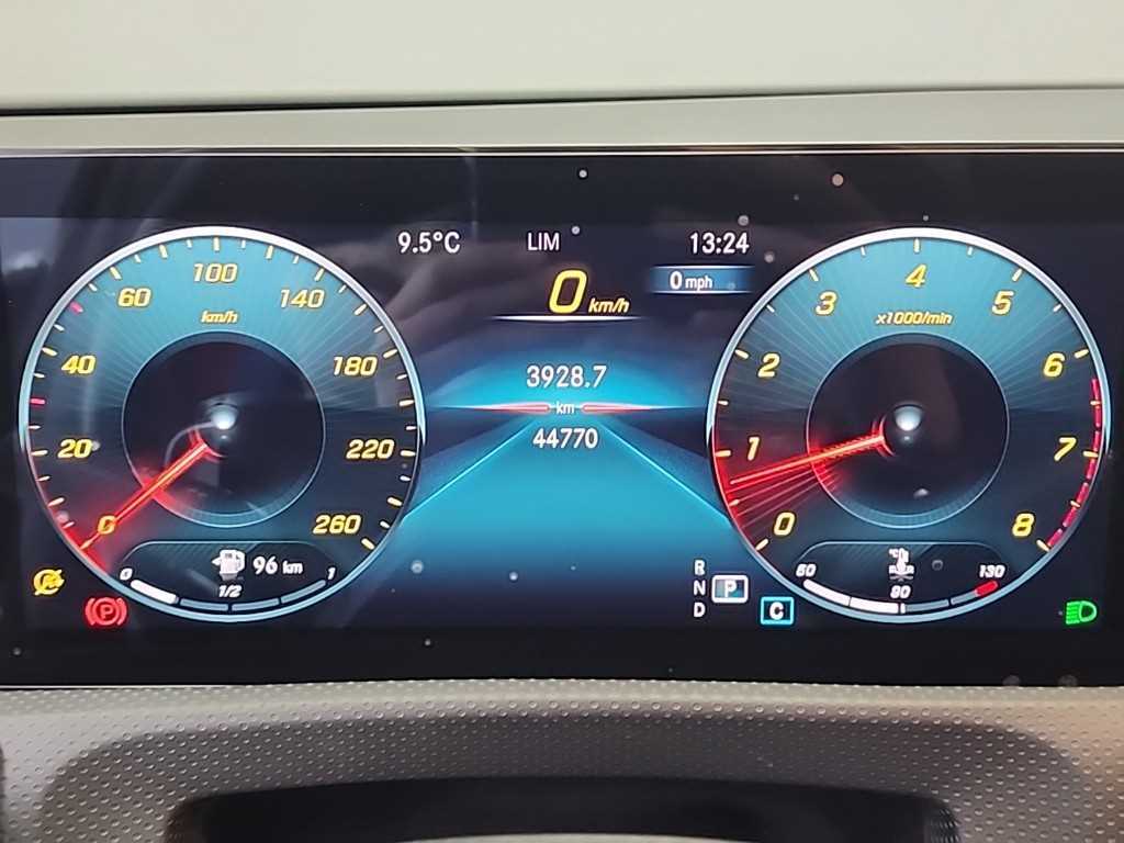 Mercedes Benz A Class - Vista 6