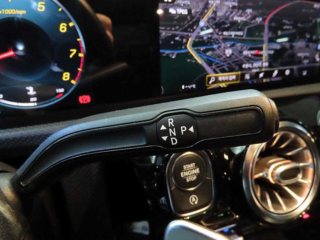 Mercedes Benz A Class - Vista 12