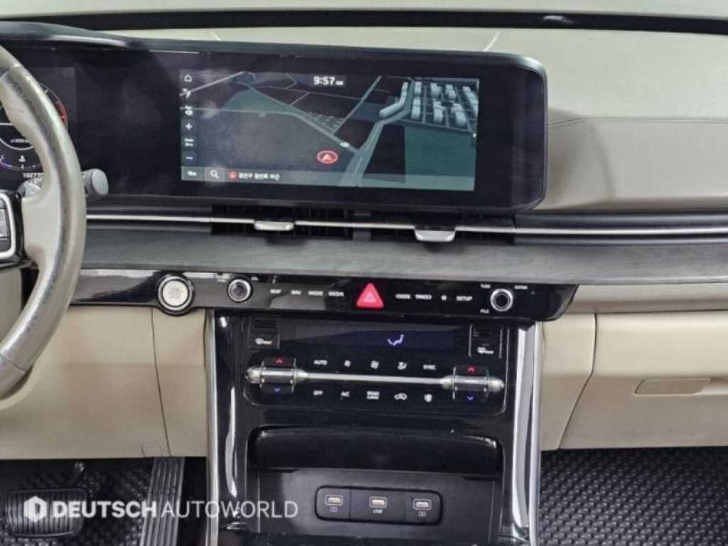 KIA Carnival - Vista 9