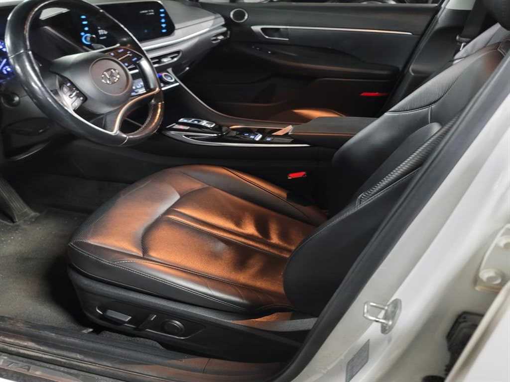 HYUNDAI Sonata - Vista 7