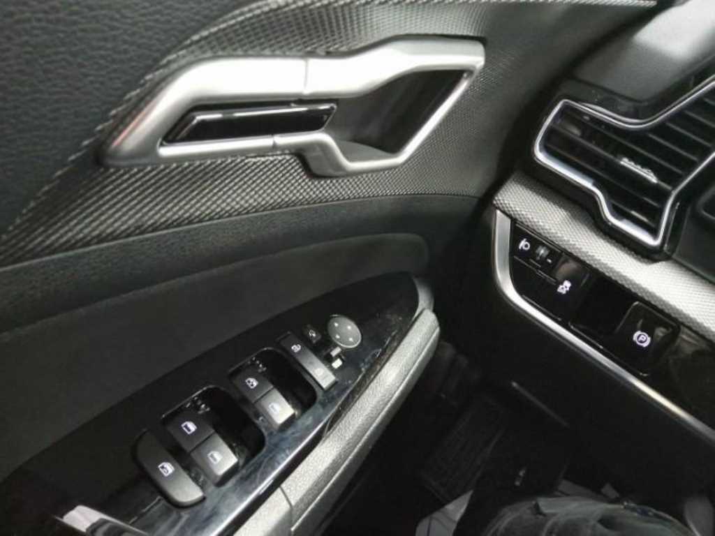 KIA Sportage - Vista 6