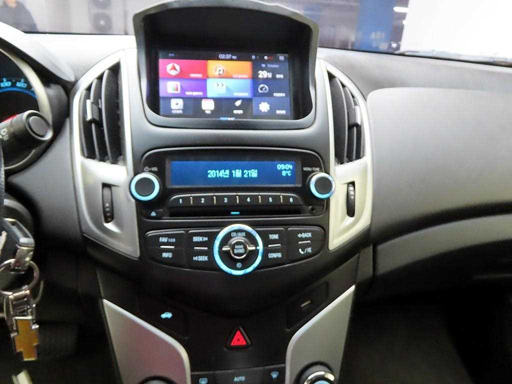 Chevrolet Cruise - Vista 9