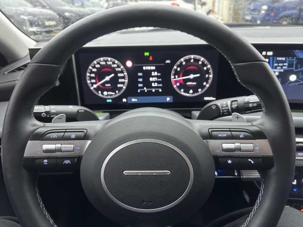 HYUNDAI Sonata - Vista 9