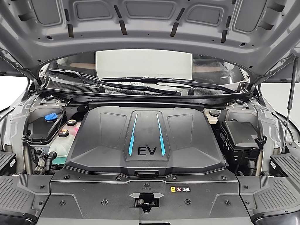 HYUNDAI Ioniq 5 - Vista 5