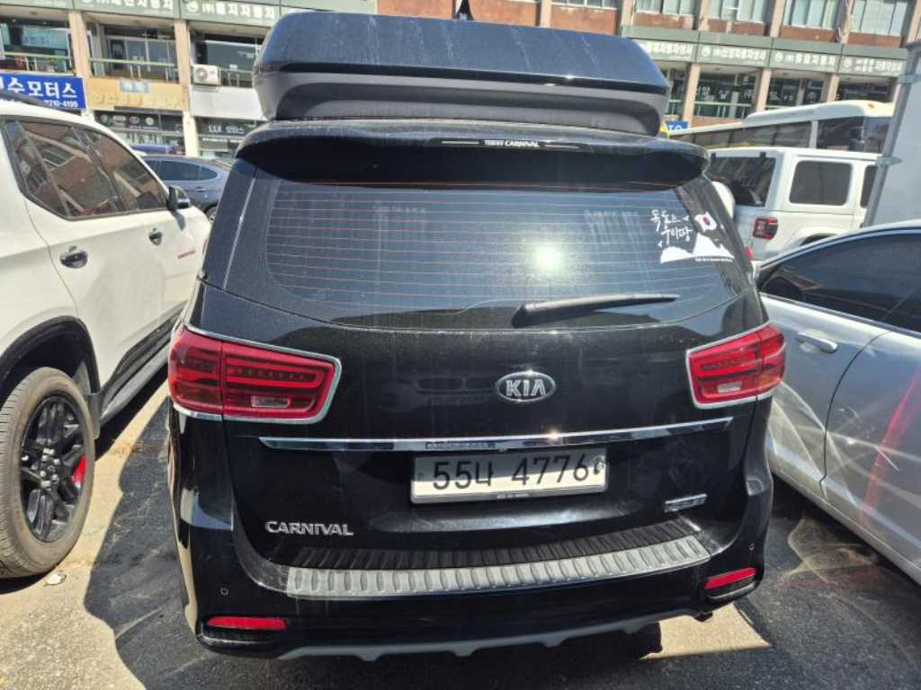 KIA Carnival - Vista 2
