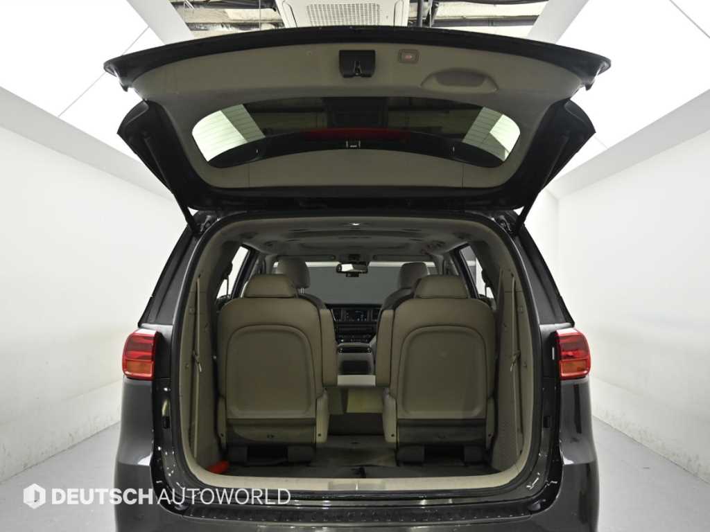 KIA Carnival 2020 Gris - Importación desde Corea - HF Imports Iquique - Foto 19