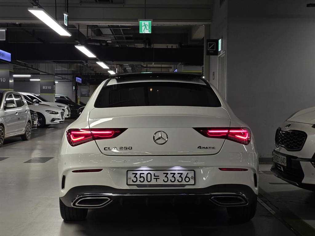 Mercedes Benz CLA Class - Vista 3