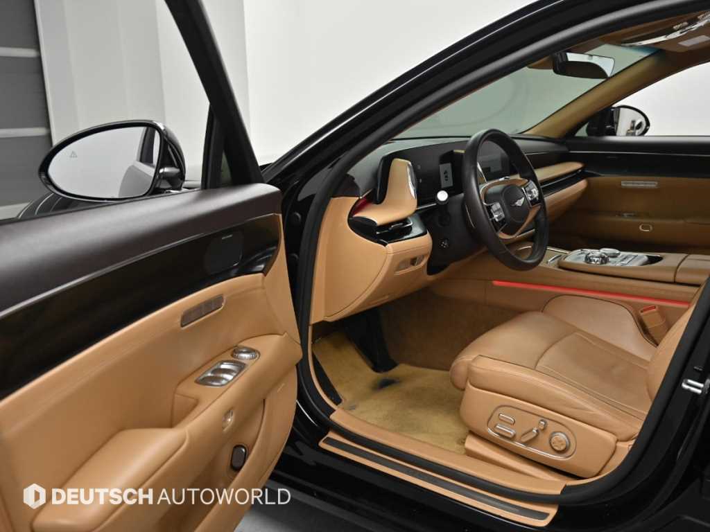 Genesis G90 - Vista 11