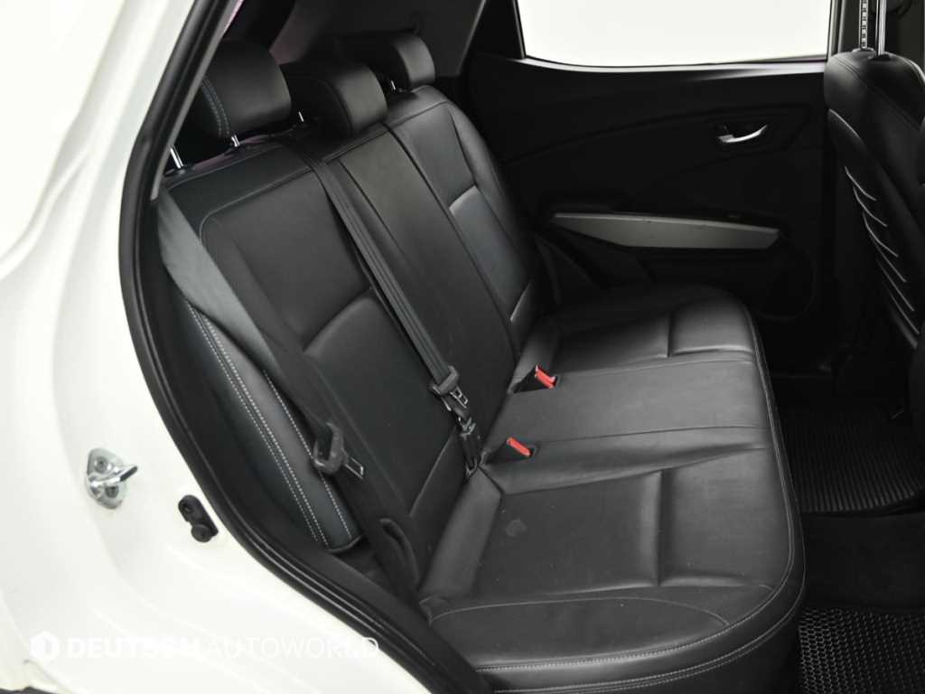 Ssangyong Tivoli - Vista 12