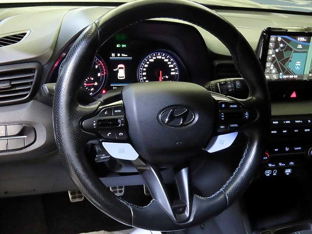 HYUNDAI Veloster - Vista 8