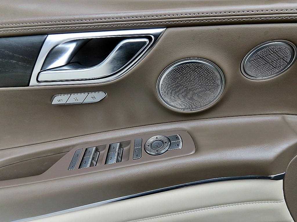 Genesis GV80 - Vista 11