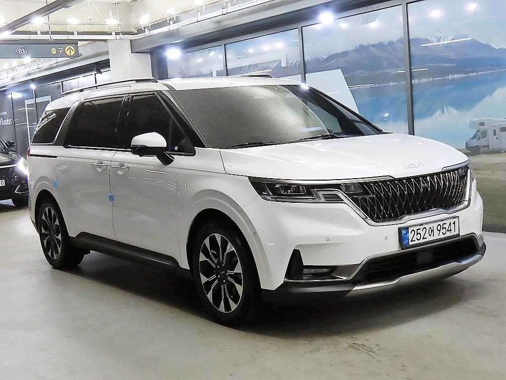 KIA Carnival 2022 Blanco - Importación desde Corea - HF Imports Iquique - Foto 1