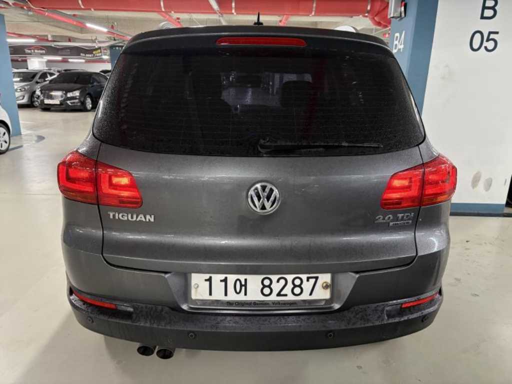 Volkswagen Tiguan - Vista 2