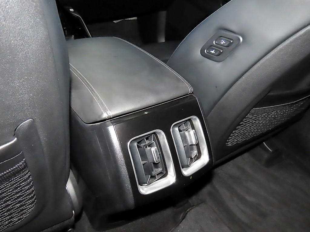 KIA Sorento 2023 Blanco - Importación desde Corea - HF Imports Iquique - Foto 16