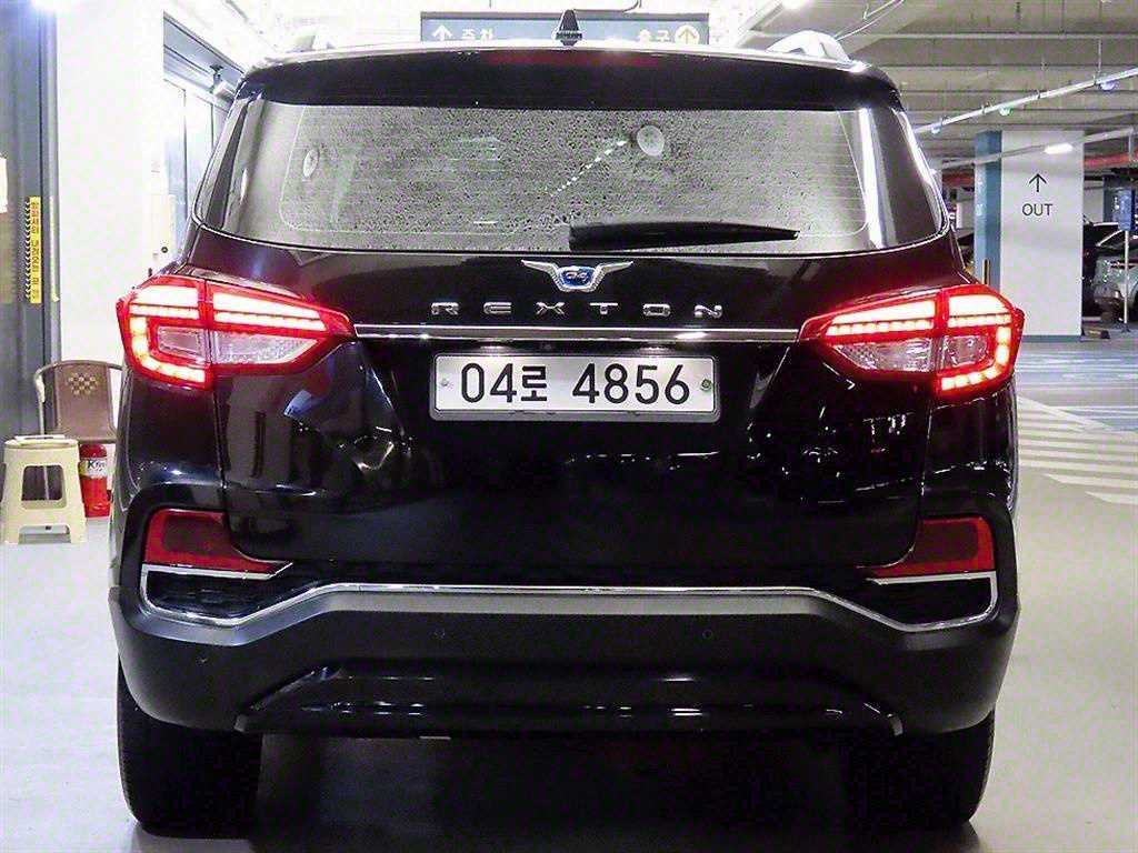 Ssangyong Rexton - Vista 5