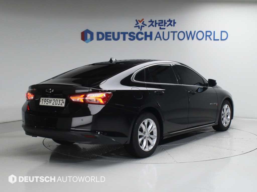 Chevrolet Malibu - Vista 2