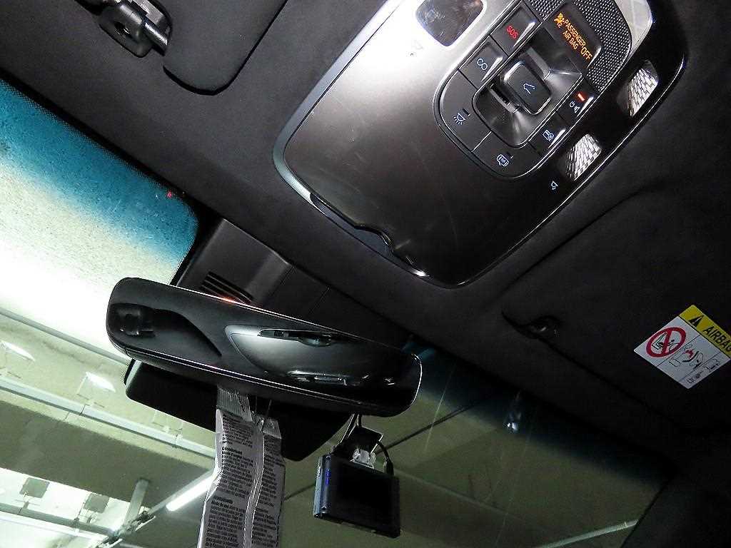 Genesis GV70 2021 Blanco - Importación desde Corea - HF Imports Iquique - Foto 14