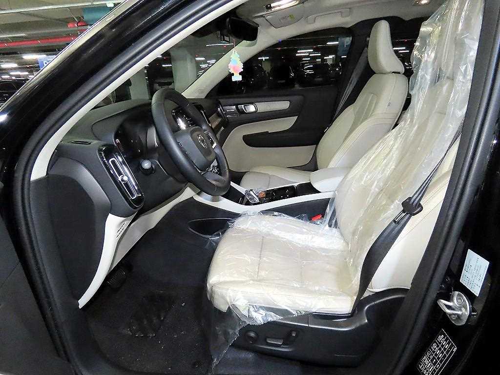 Volvo XC40 - Vista 6